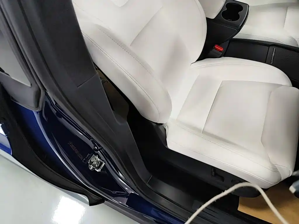 Tesla Model X — фотографии объявления, Фото 25