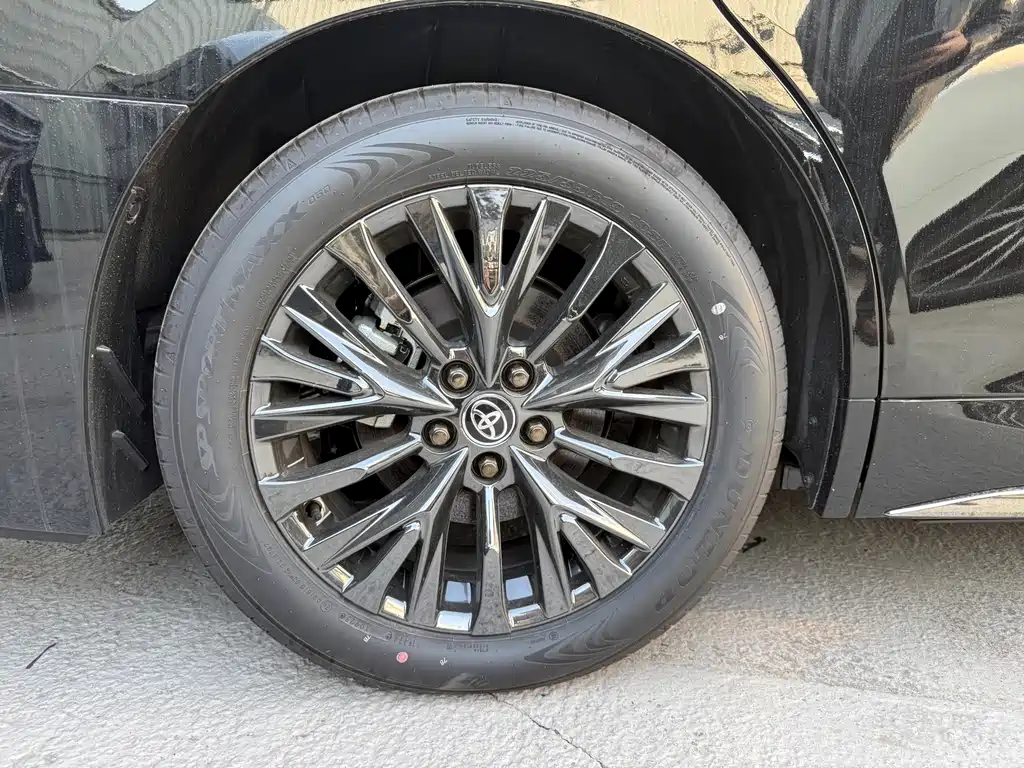 Toyota Vellfire 2025 2.5L