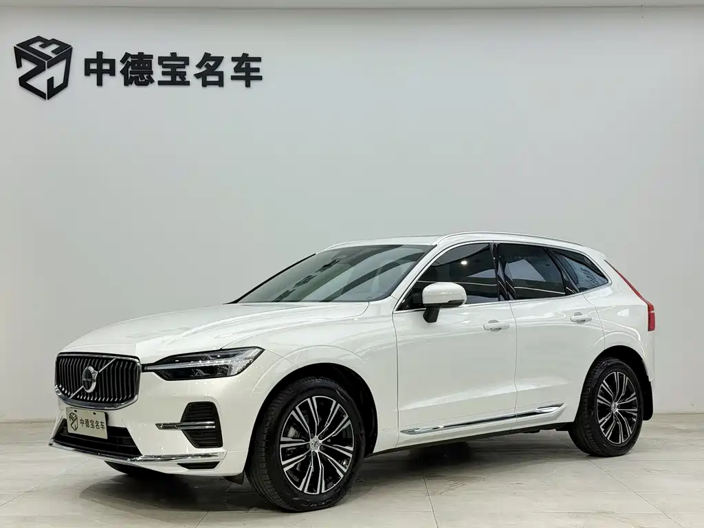 Volvo XC60 2022
