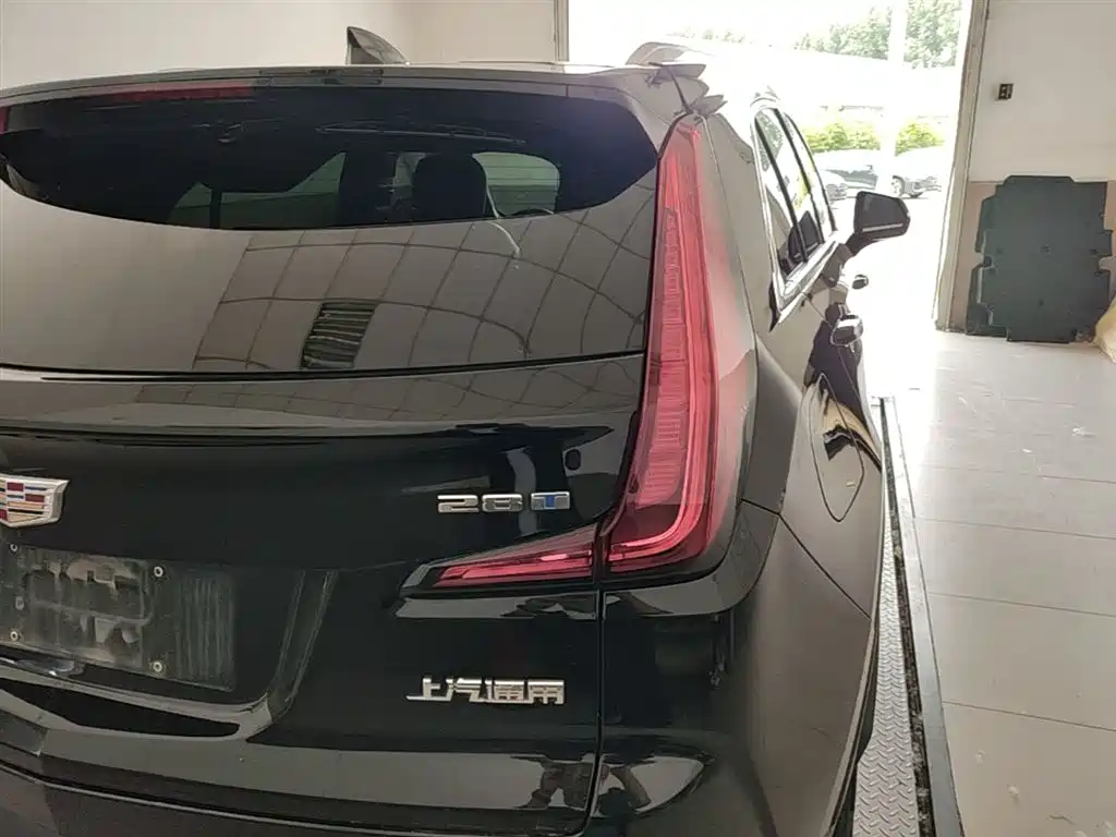 Cadillac XT4 2022 28T Luxury
