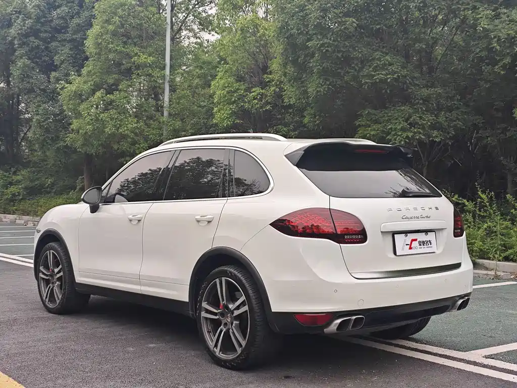 Porsche Cayenne 2011 Cayenne Turbo 4.8T