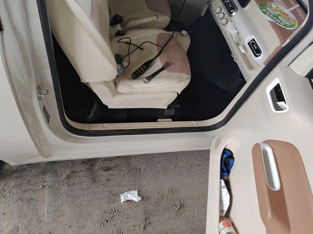 Wuling MINIEV — миниатюра 19