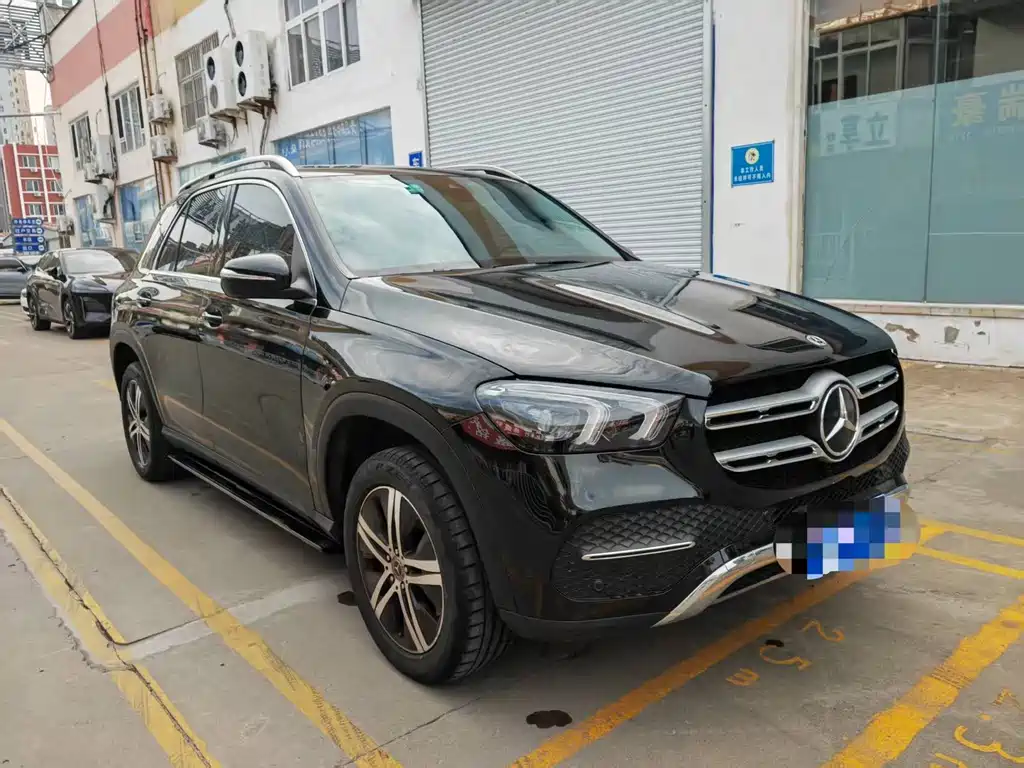 Mercedes-Benz GLE (Import) — миниатюра 3