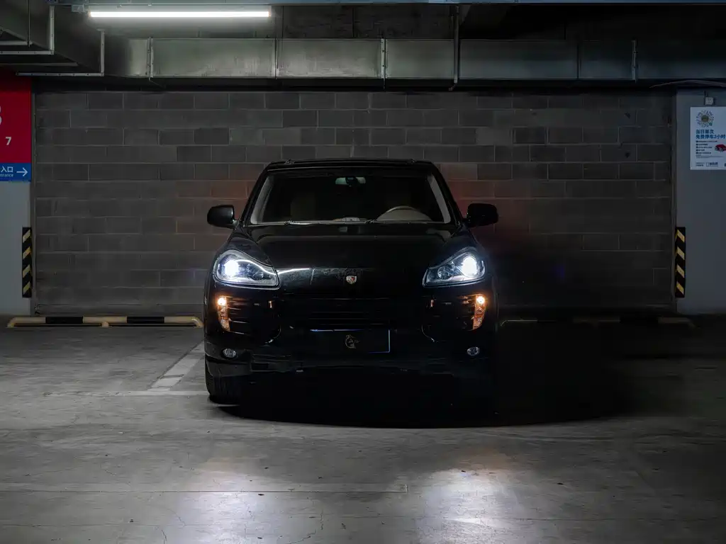 Porsche Cayenne 2010