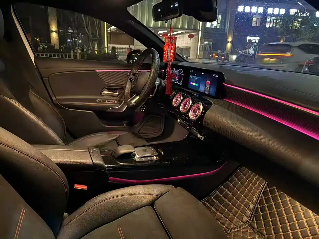 MERCEDES-BENZ A CLASS