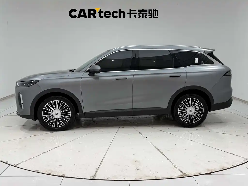 Chery Tiggo 8L 8L 2024 2.0T Luxury 5 мест