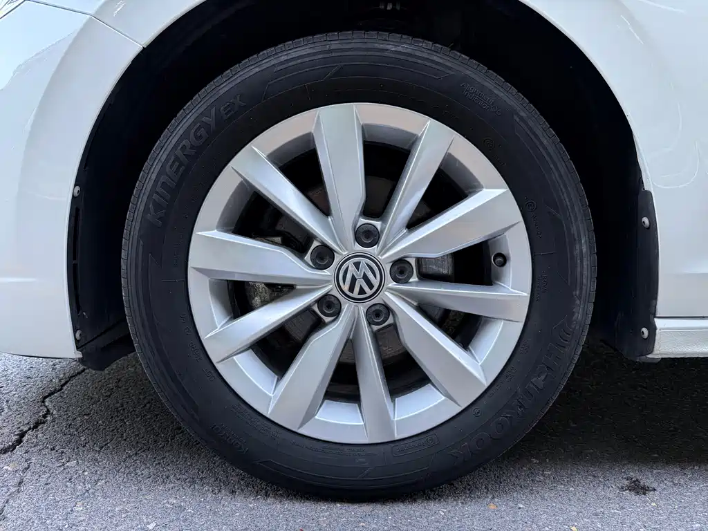 Volkswagen Bora — миниатюра 20