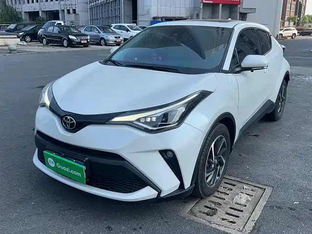 TOYOTA  C HR