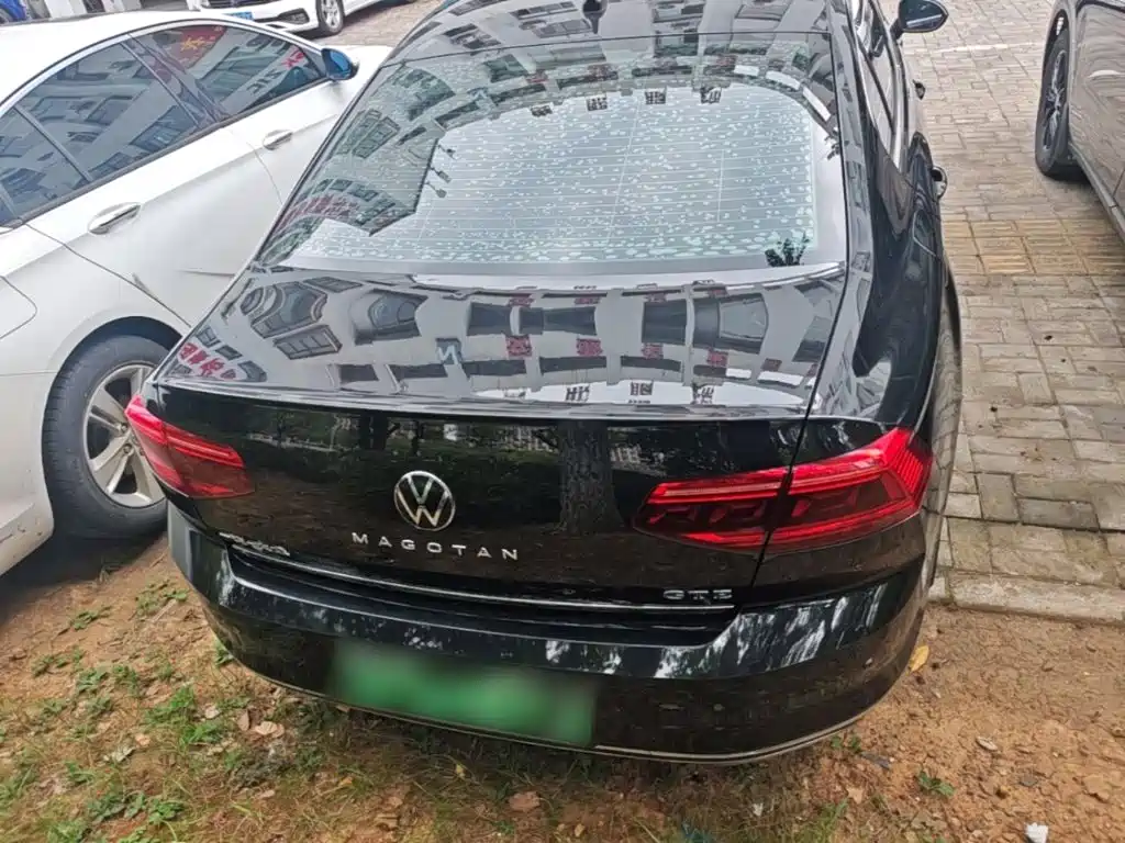 Volkswagen Magotan PHEV — миниатюра 6