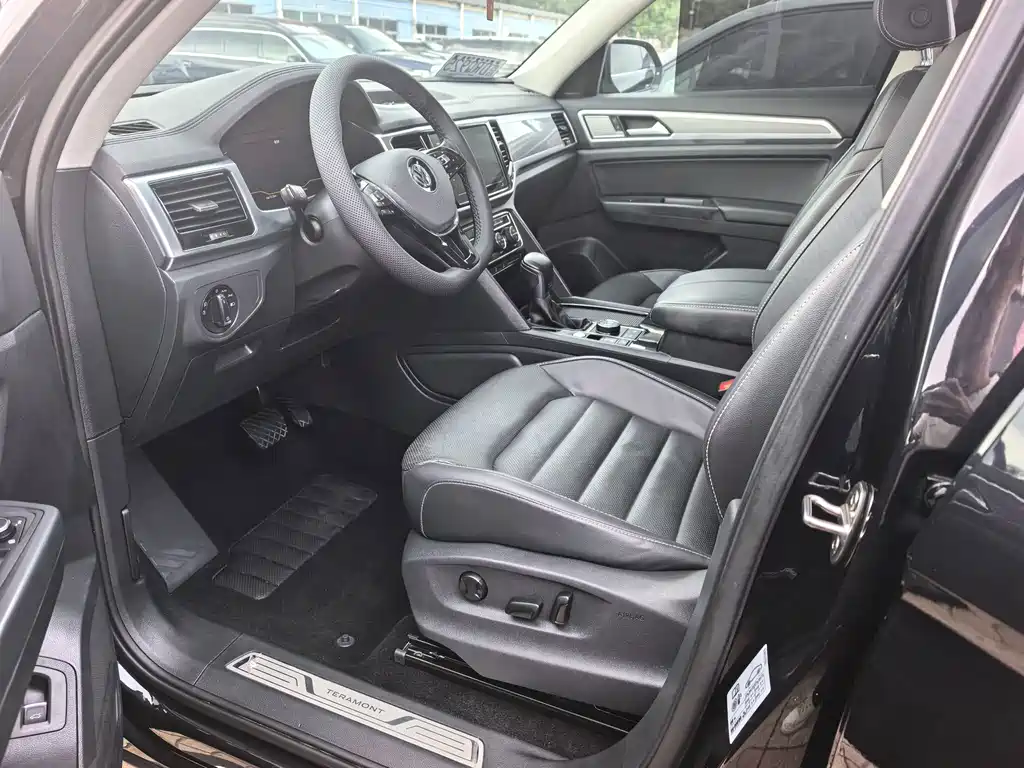 Volkswagen Teramont — миниатюра 4