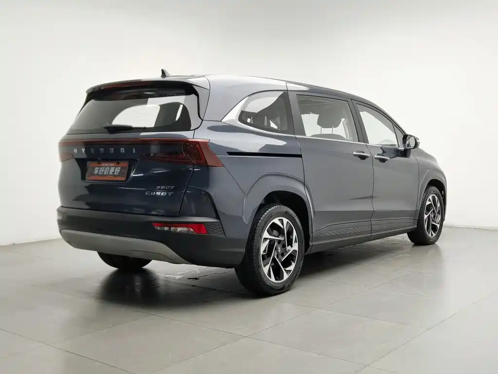 Hyundai Custo — миниатюра 2