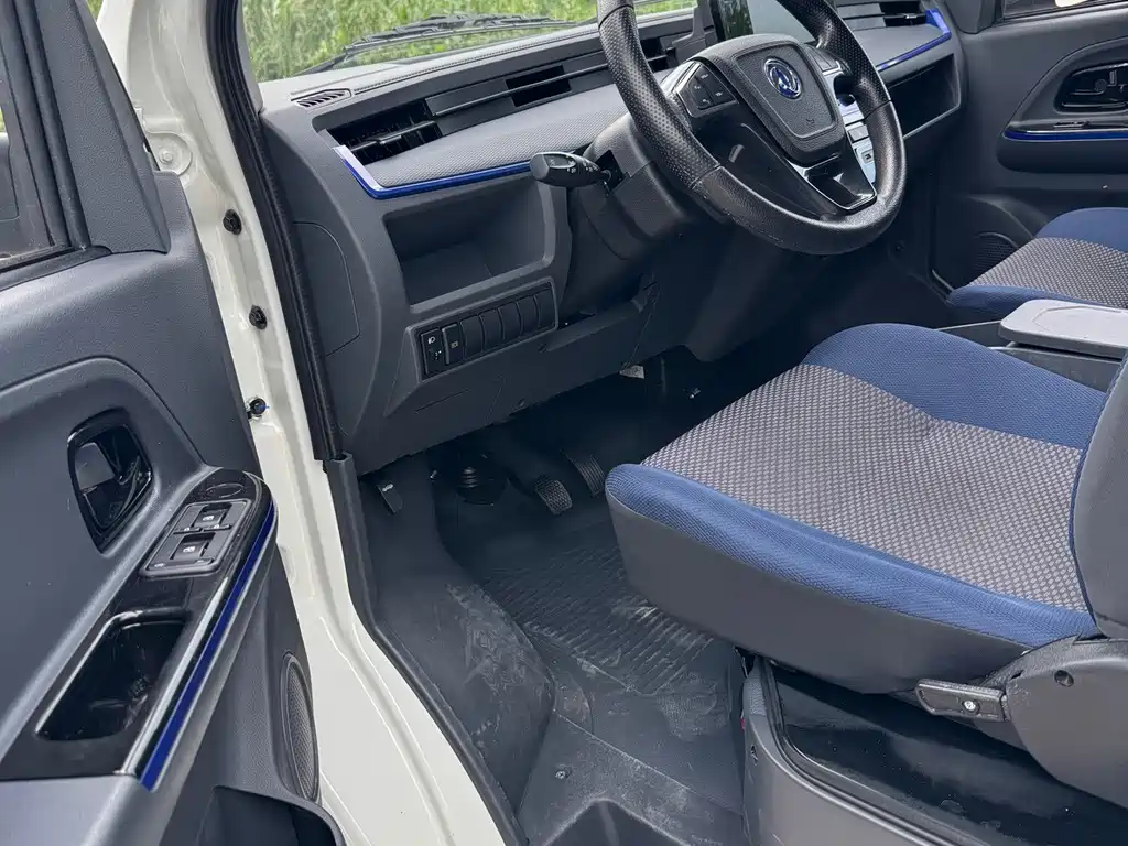 Dongfeng EM27 — миниатюра 6