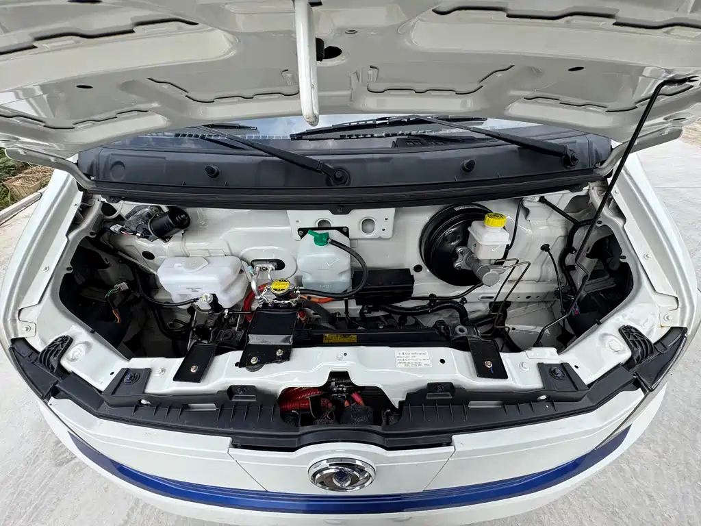 Dongfeng EM27 — миниатюра 12