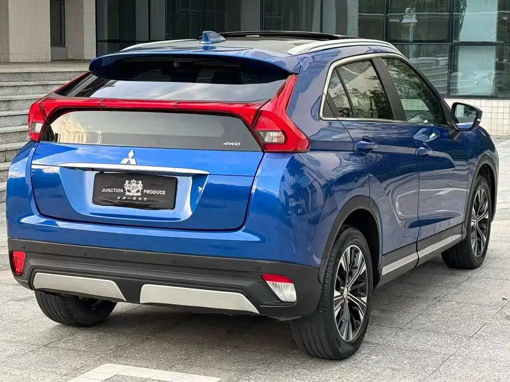 Mitsubishi Eclipse Cross — миниатюра 6