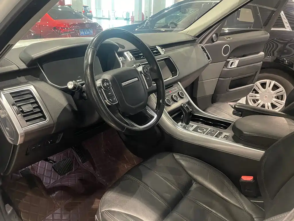 Land Rover Range Rover Sport 2017 3.0 SC V6 SE