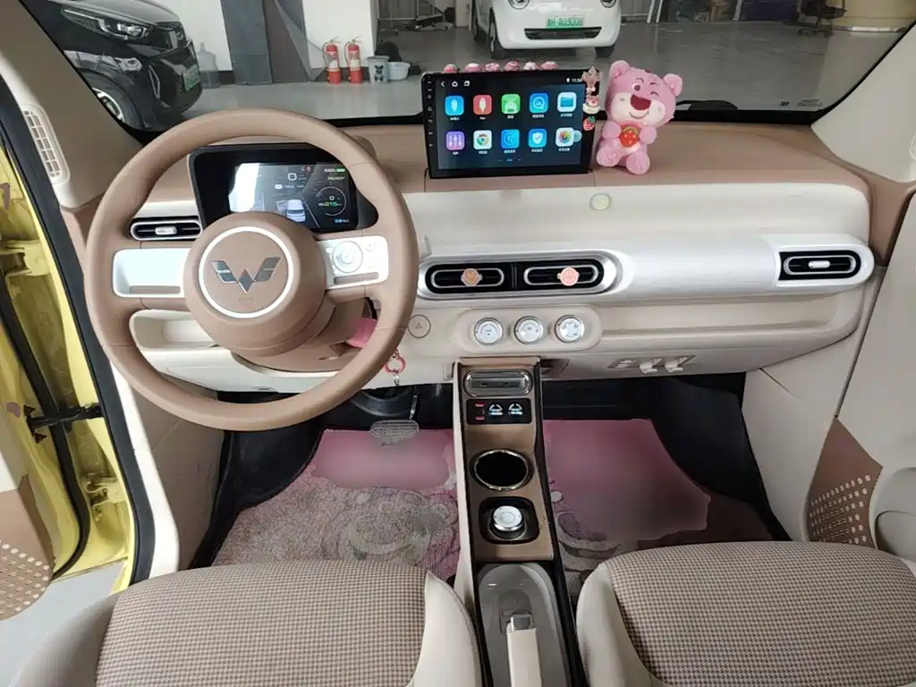 Wuling MINIEV — миниатюра 10