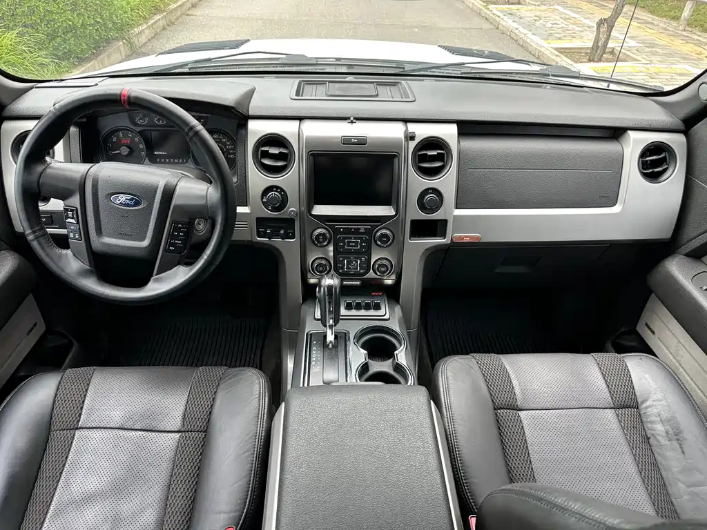 Ford F-150 Raptor — миниатюра 15