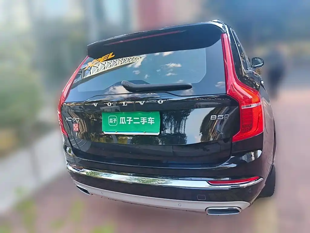 Volvo XC90 — миниатюра 3