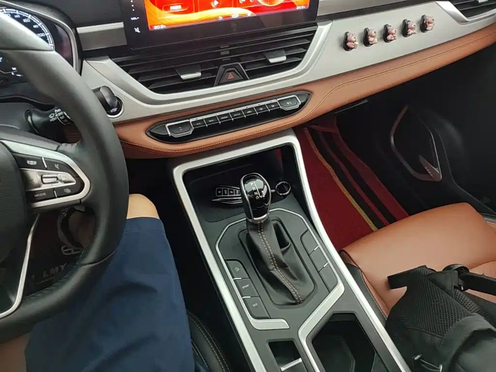 Geely Vision X6 — миниатюра 14