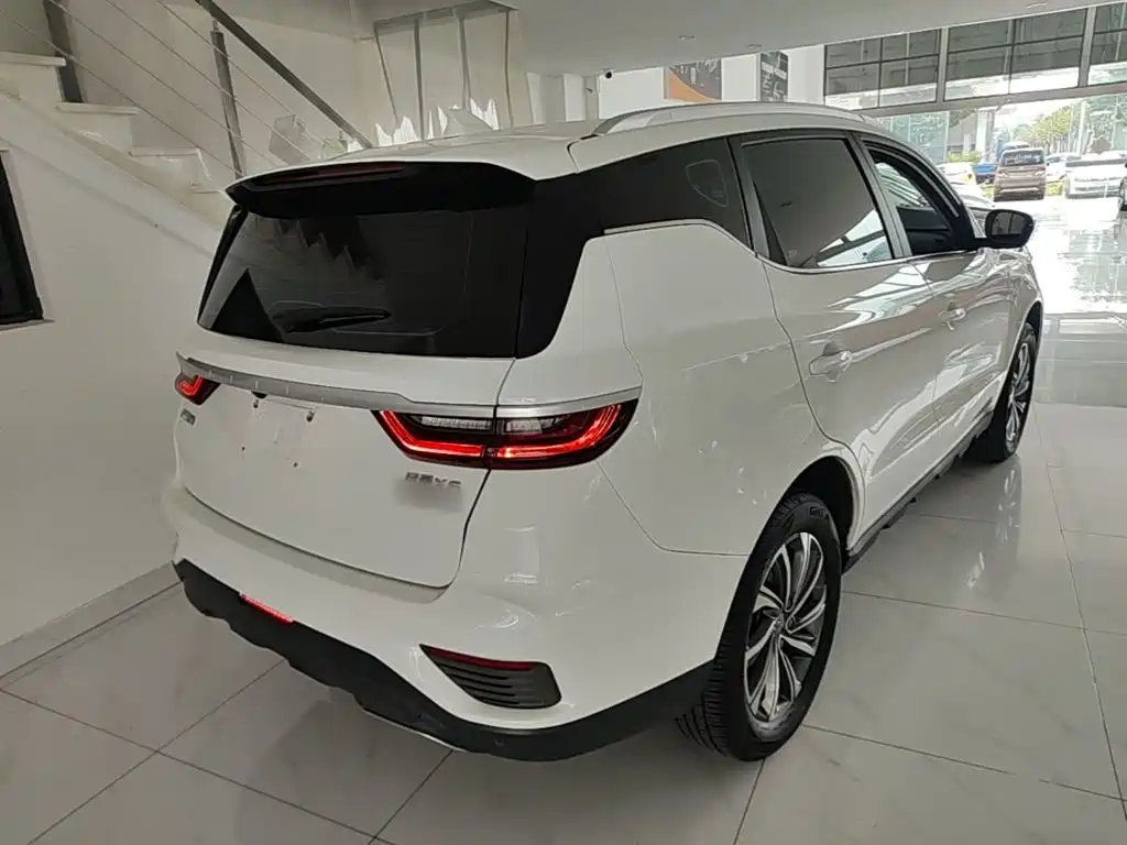 Geely Vision X6 — миниатюра 7