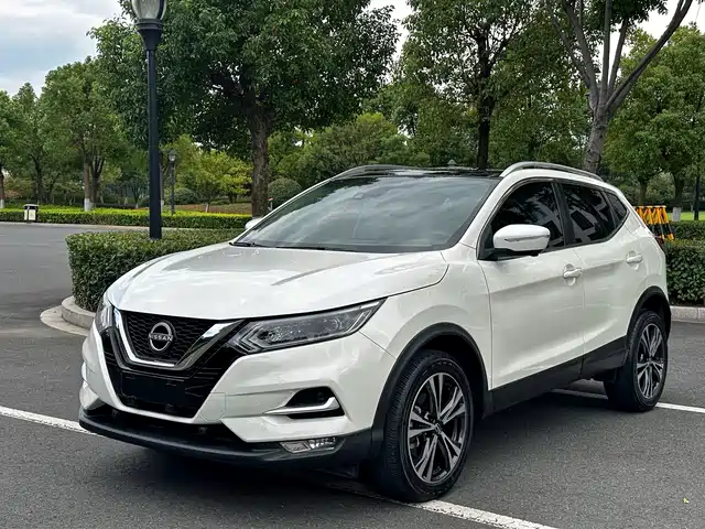 NISSAN QASHQAI 2023