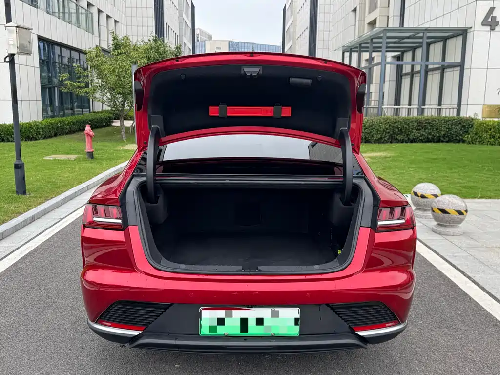 BYD Han — миниатюра 4