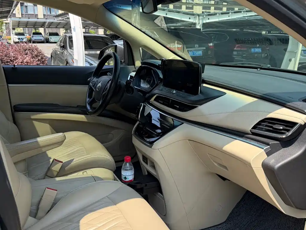 Buick GL8 2022 652T Luxury