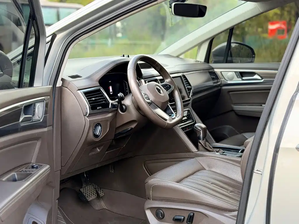 Volkswagen Viloran — миниатюра 7