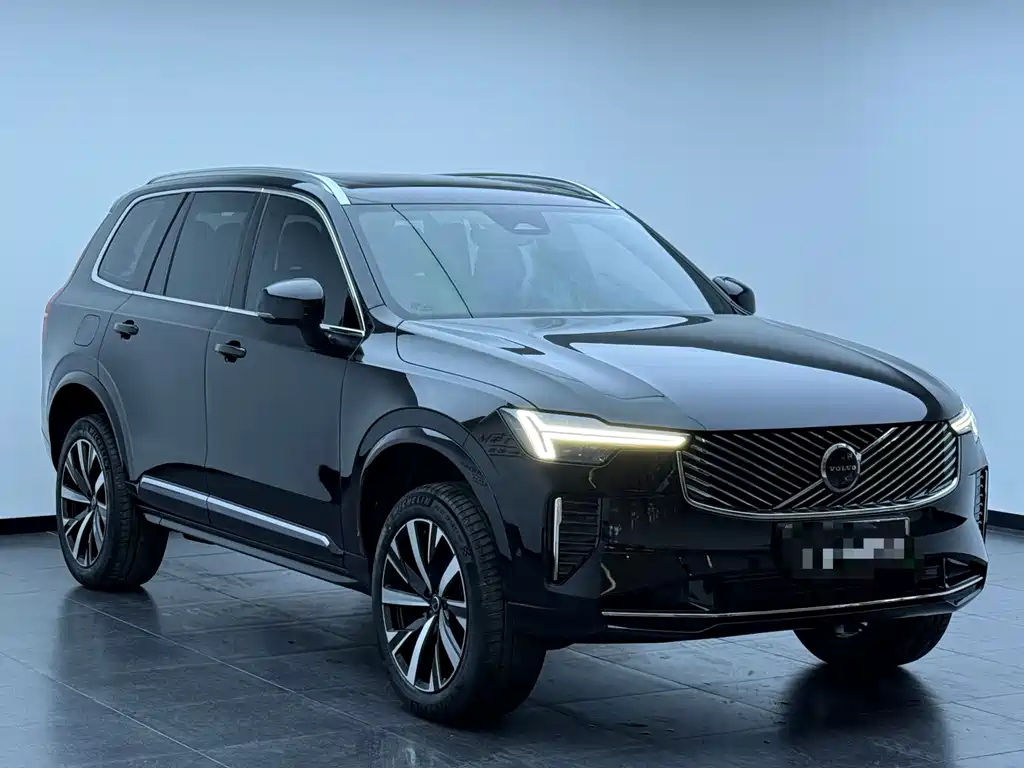 Volvo XC90 PHEV — миниатюра 3