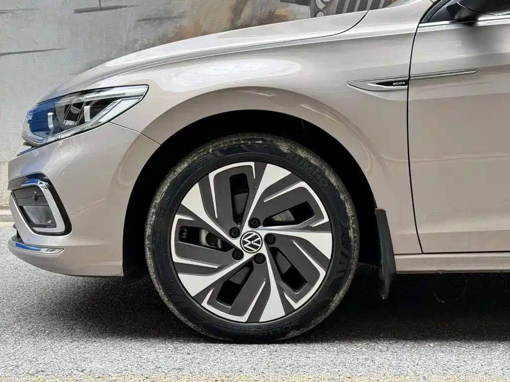 Volkswagen Bora — миниатюра 6
