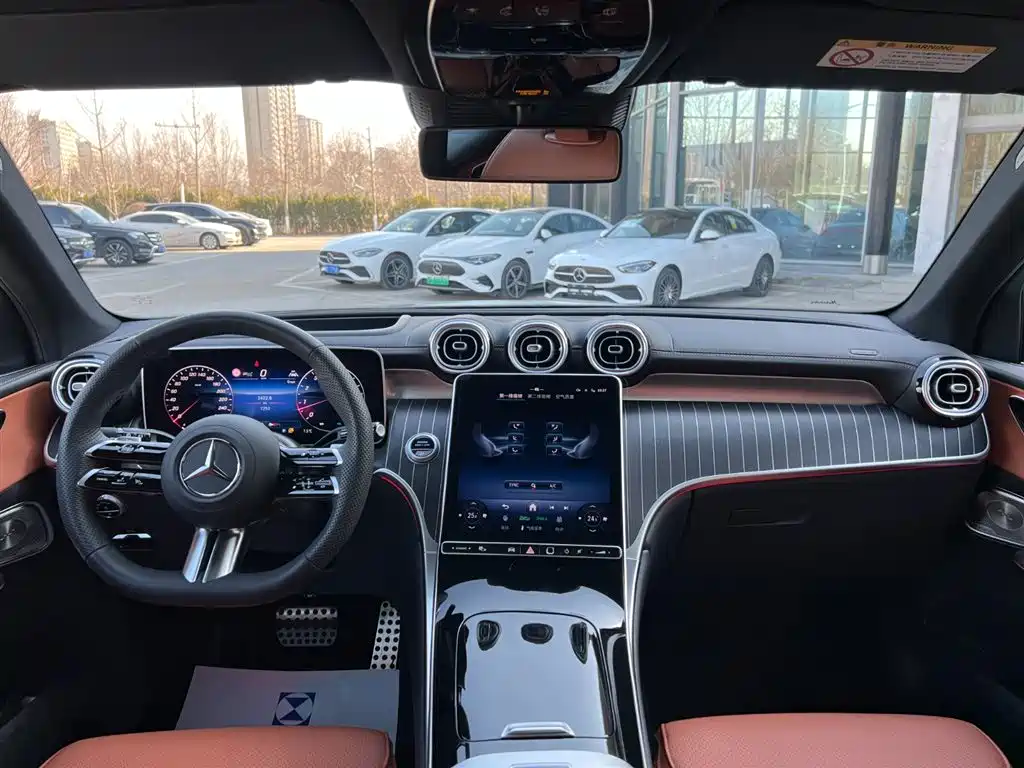Mercedes-Benz GLC 2025 GLC 300 L 4MATIC Luxury 5 мест