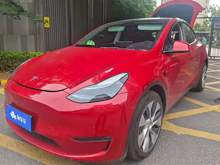 Tesla Model Y 2023