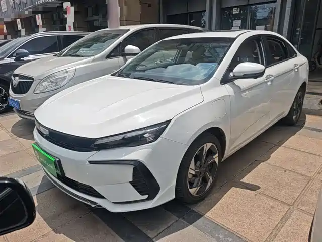 2024 Geely Emgrand L Hi·X/ Hi·P