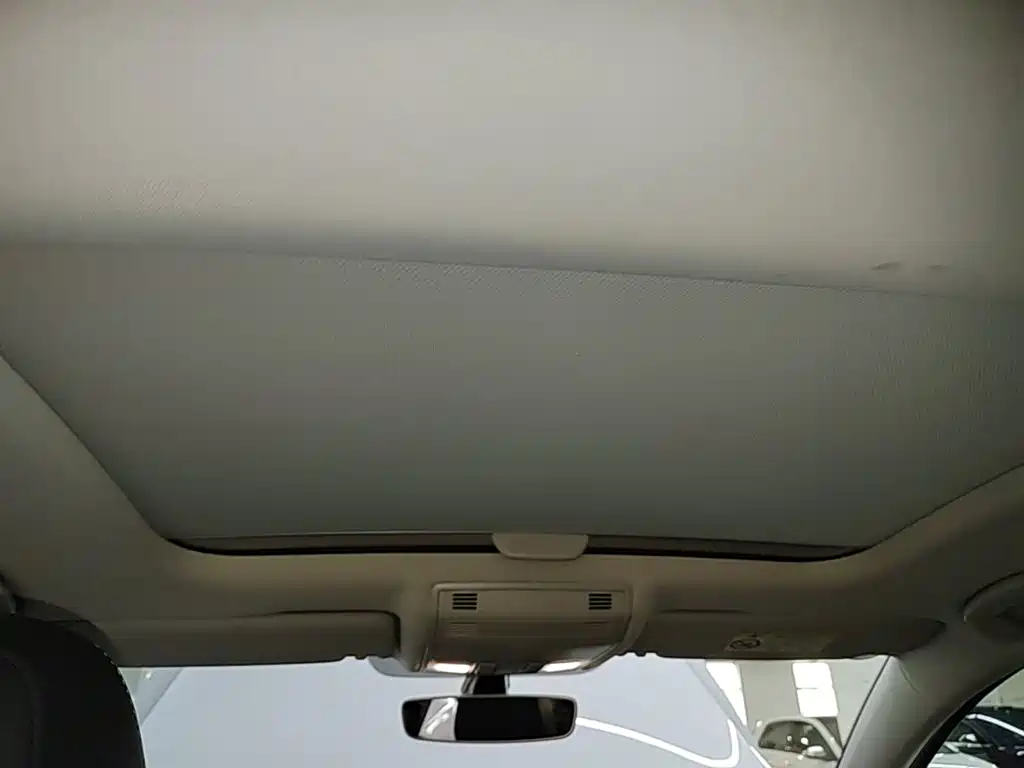Volkswagen Golf — миниатюра 18