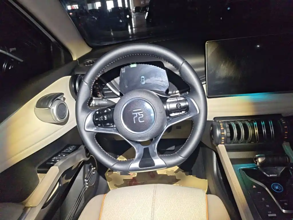 BYD Yuan Plus — миниатюра 11