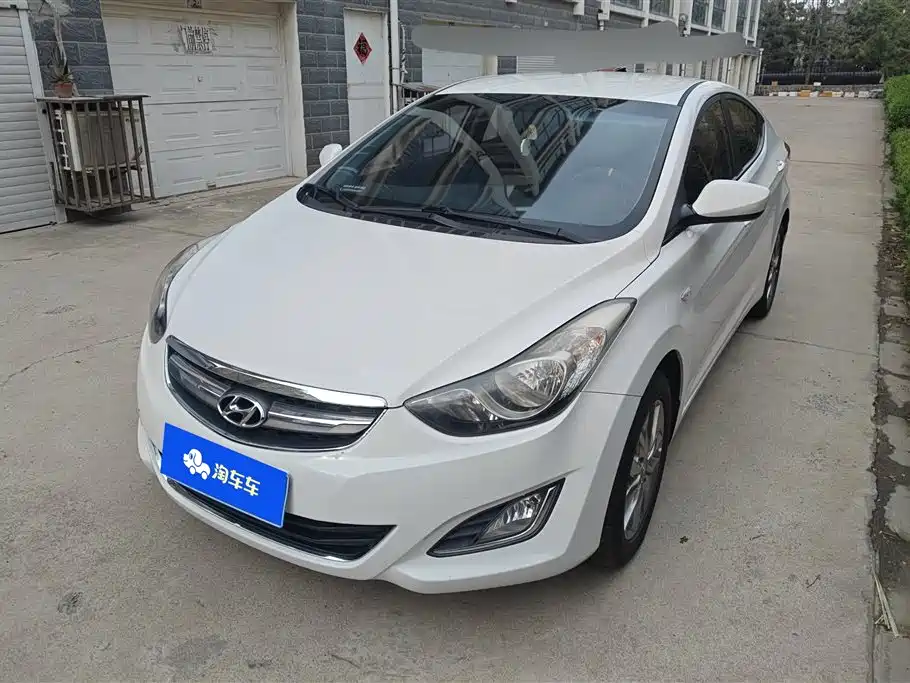 Hyundai Elantra Langdong 2015