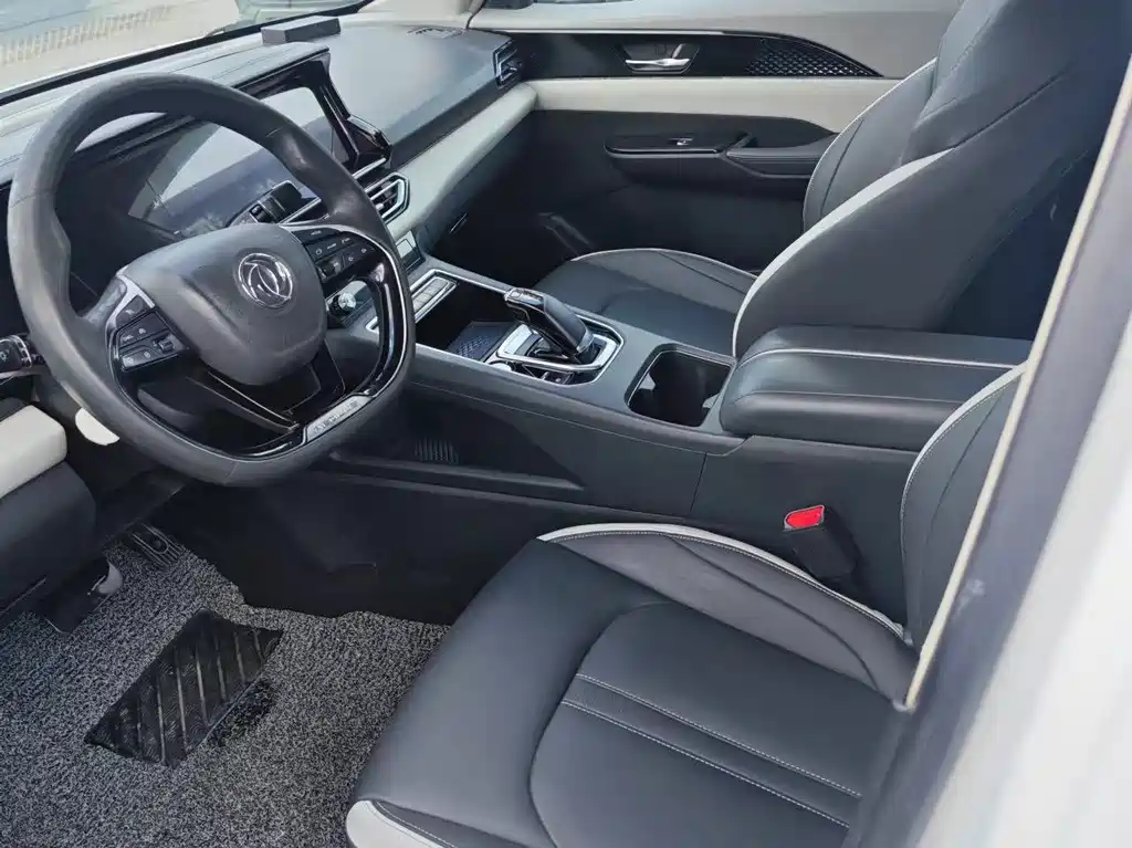 Dongfeng E70 2021 500