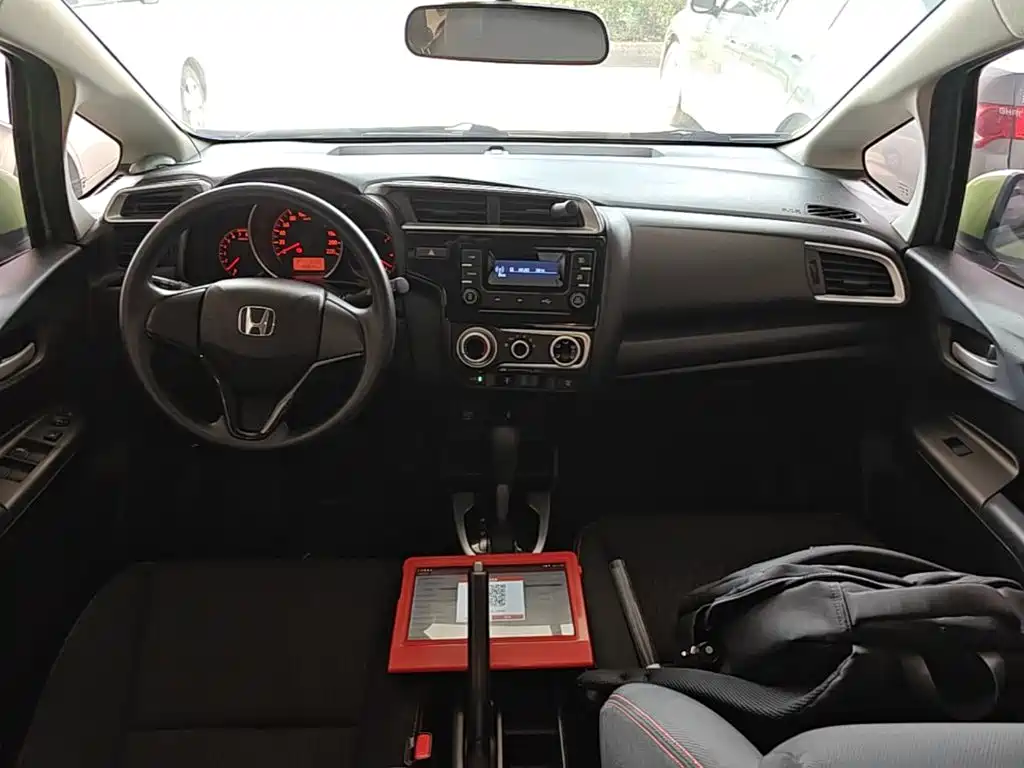 Honda Fit — миниатюра 10