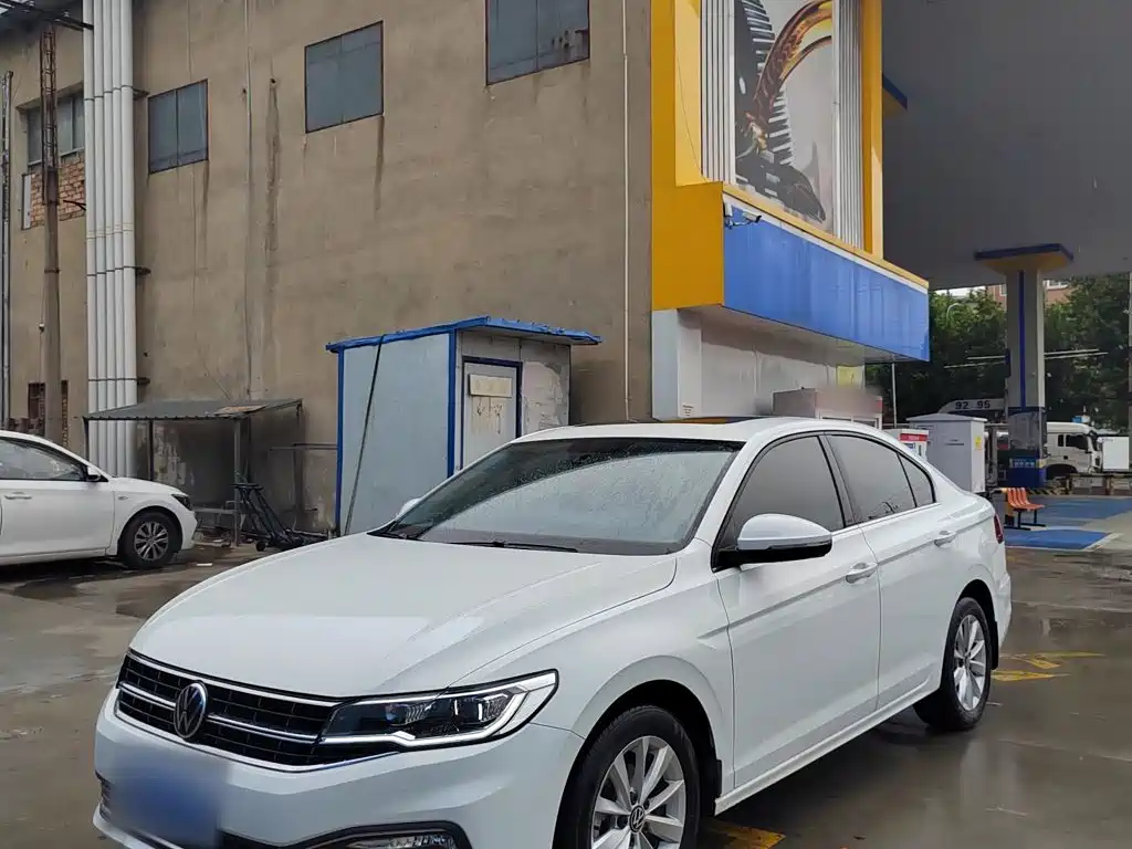 Volkswagen Bora — миниатюра 3