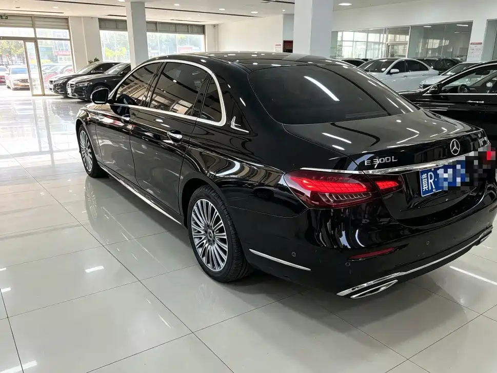 Mercedes-Benz E-Class E 2017 E 300 L Sport Luxury