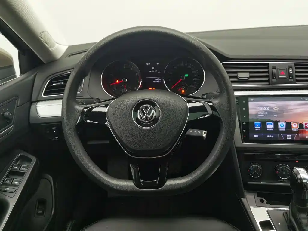 Volkswagen Lamando — миниатюра 11