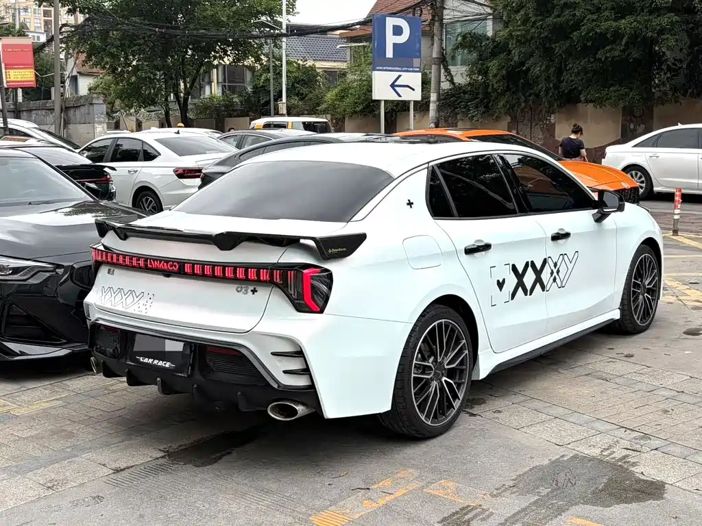 Lynk & Co 03 — миниатюра 14