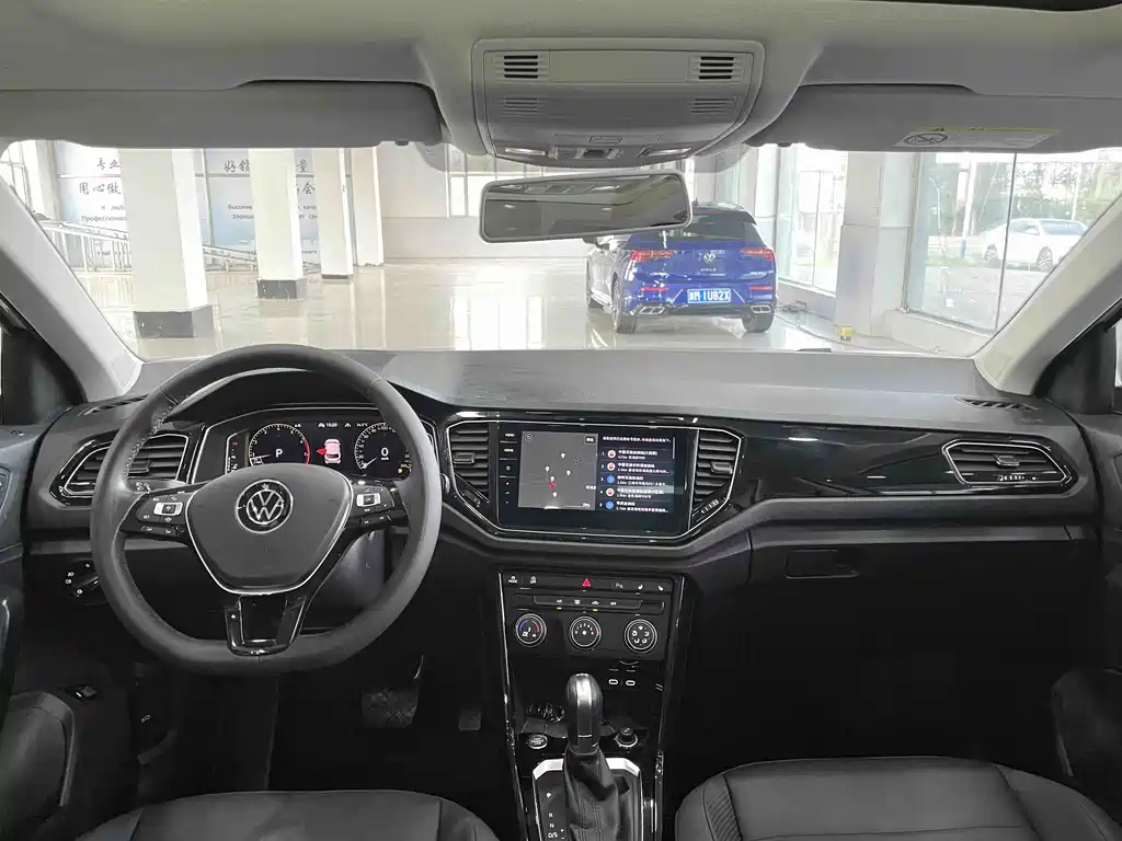 Volkswagen T-Roc 2021 280TSI DSG Smart Connect