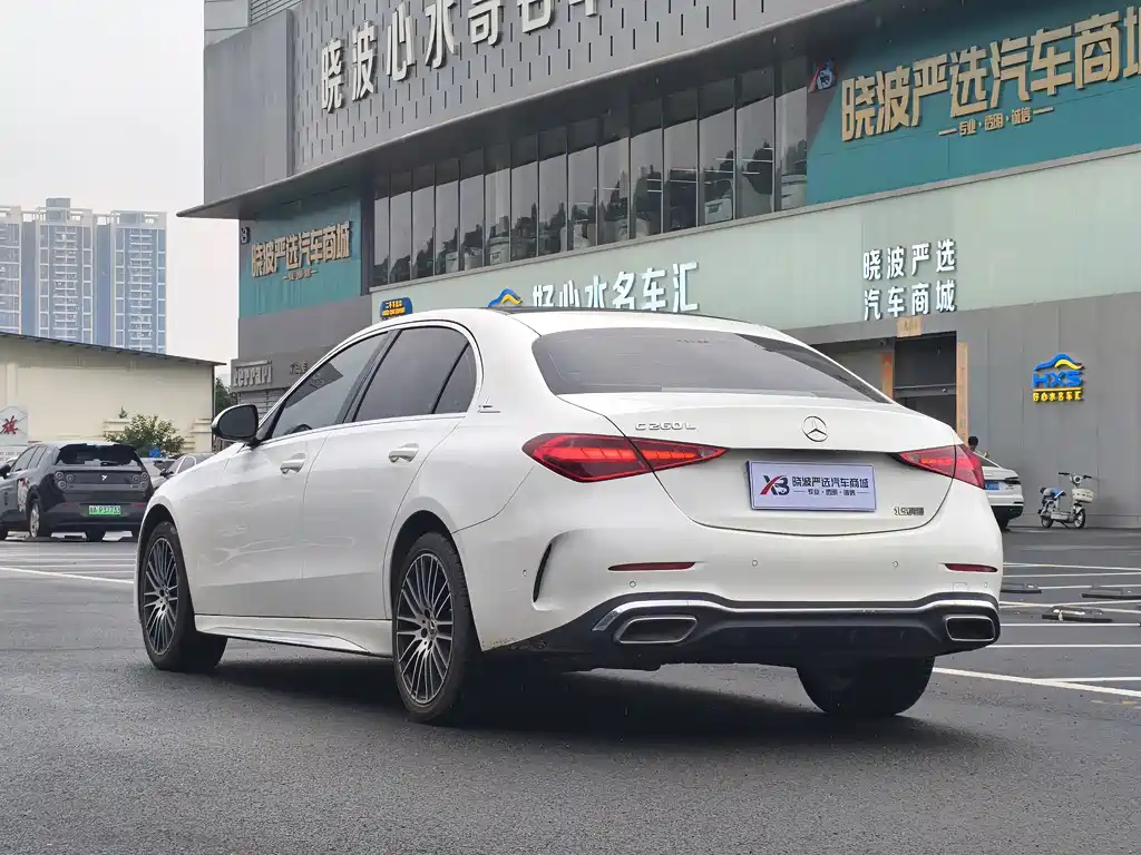 Mercedes-Benz C-Class — миниатюра 6