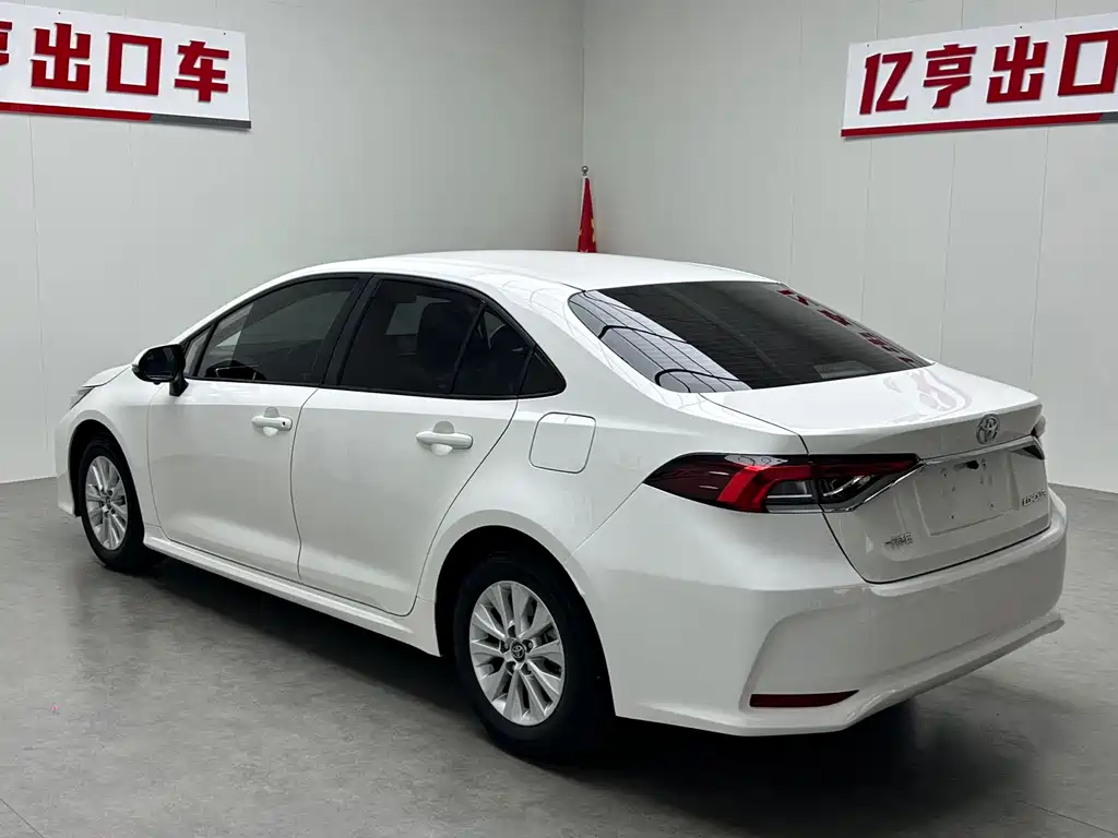 Toyota Corolla — миниатюра 15