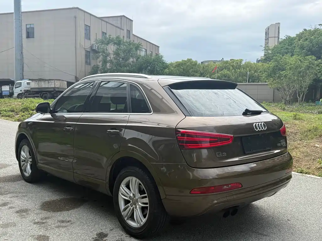 Audi Q3 2015 35 TFSI quattro