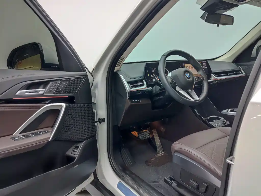 BMW X1 2023 sDrive20Li X