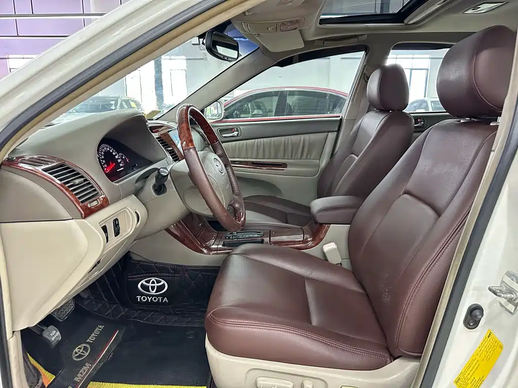 Toyota Camry 2005 2.4 Standard