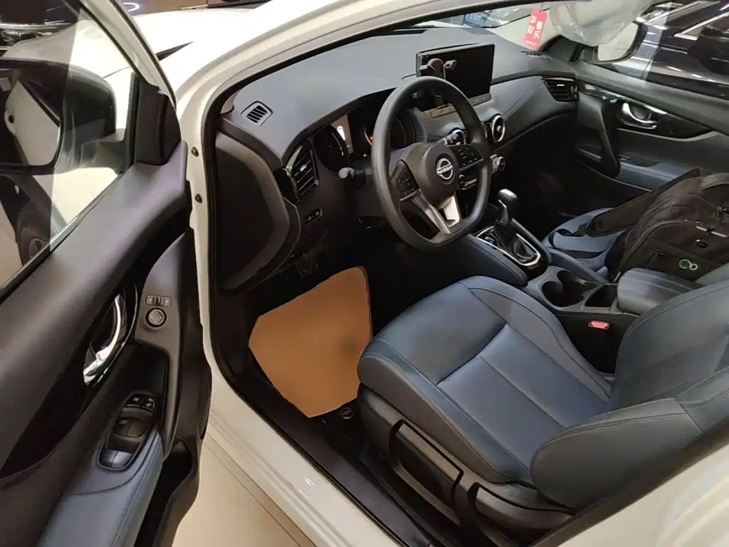 Nissan Qashqai — миниатюра 16
