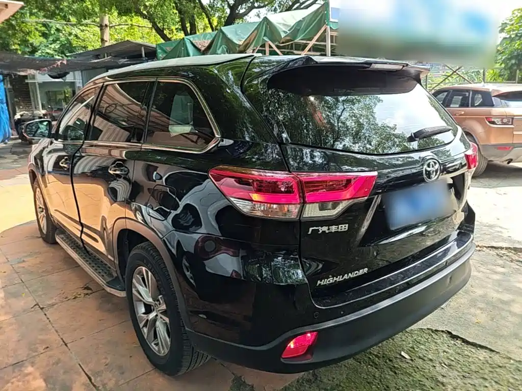 Toyota Highlander — миниатюра 5
